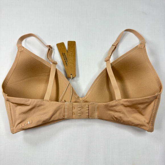 SKIMS Tan Bra - Picture 2 of 5